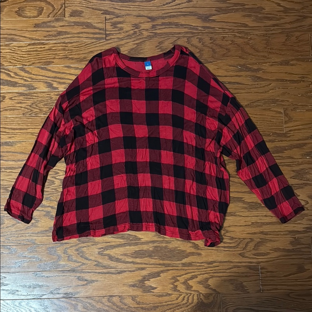 ⭐️Old Navy Red and Black Oversized Long Sleeve Blouse